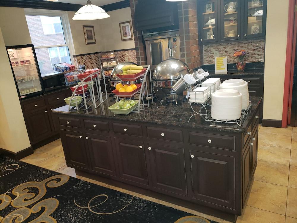 Affordable Suites Of America Detroit-Уоррен Экстерьер фото