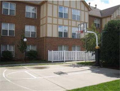 Affordable Suites Of America Detroit-Уоррен Экстерьер фото